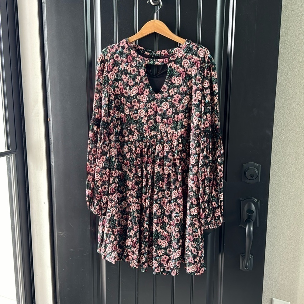 Nina Leonard Black Floral Midi Dress with Pink Roses